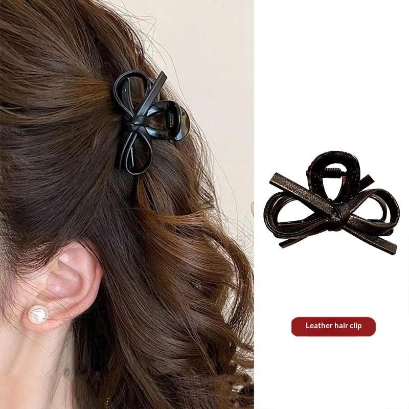 2 Peças de Presilhas de Cabelo - Leatherwork Pony avaliação e preço